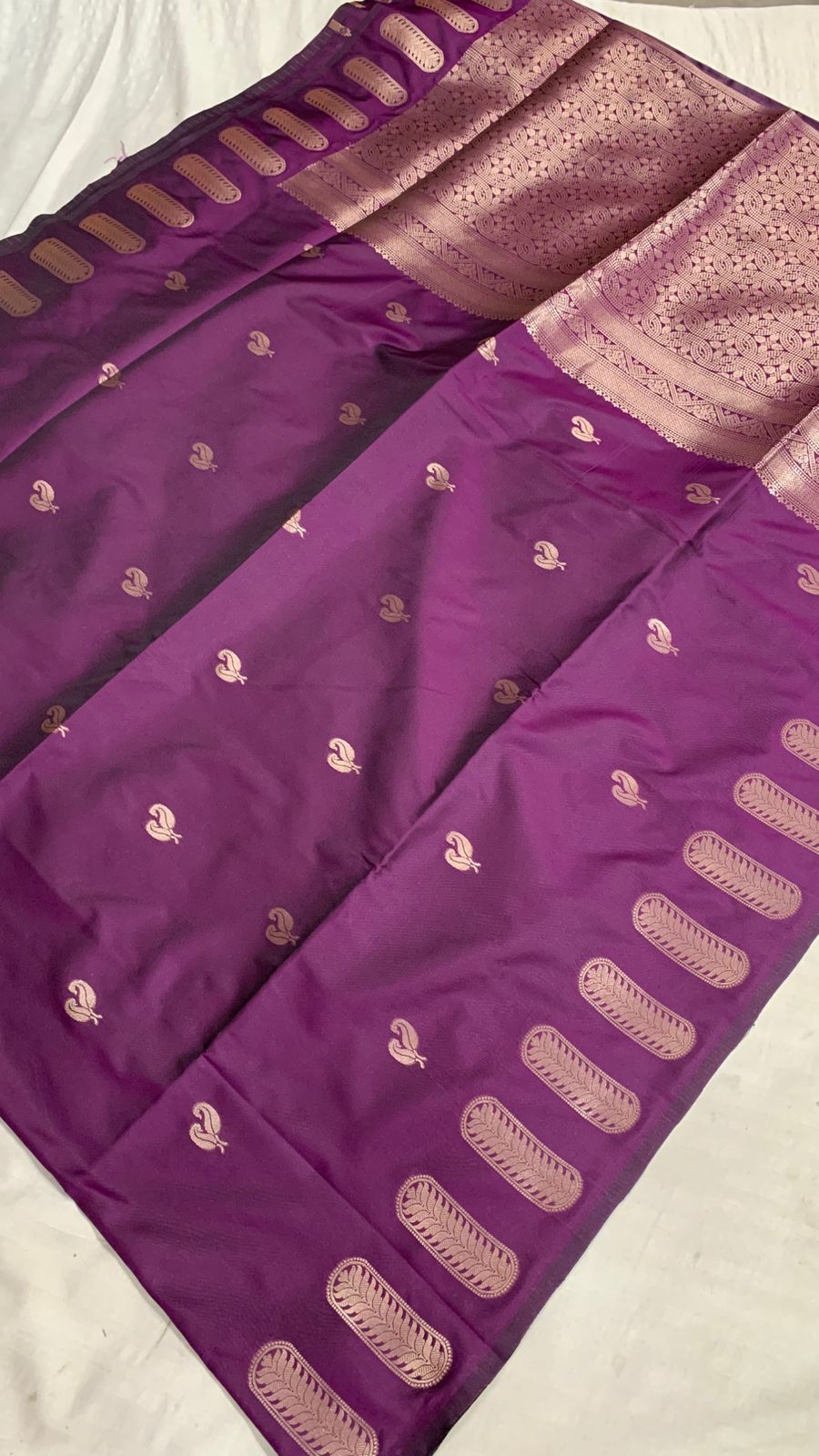 Peacock Silk Saree with Beautiful Viscose Zari Motif