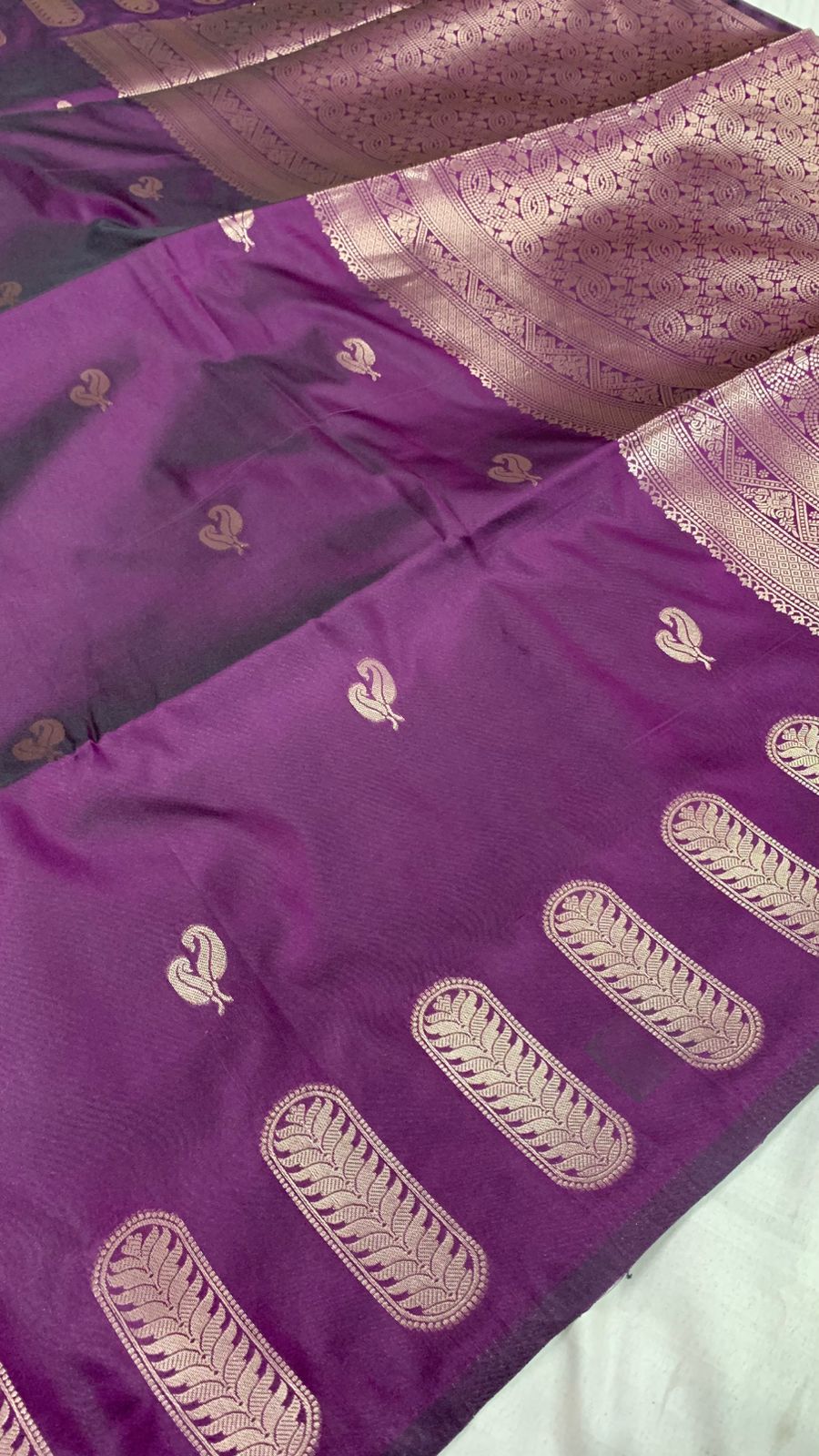 Peacock Silk Saree with Beautiful Viscose Zari Motif