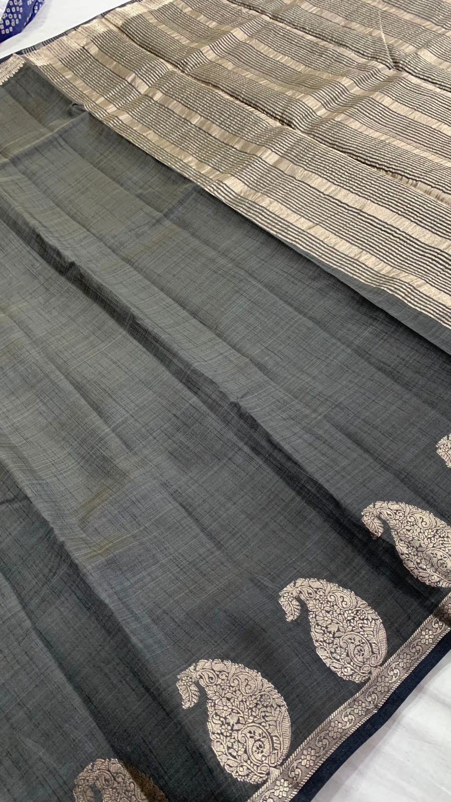Premium Quality Raw Silk Saree in Mango Motif