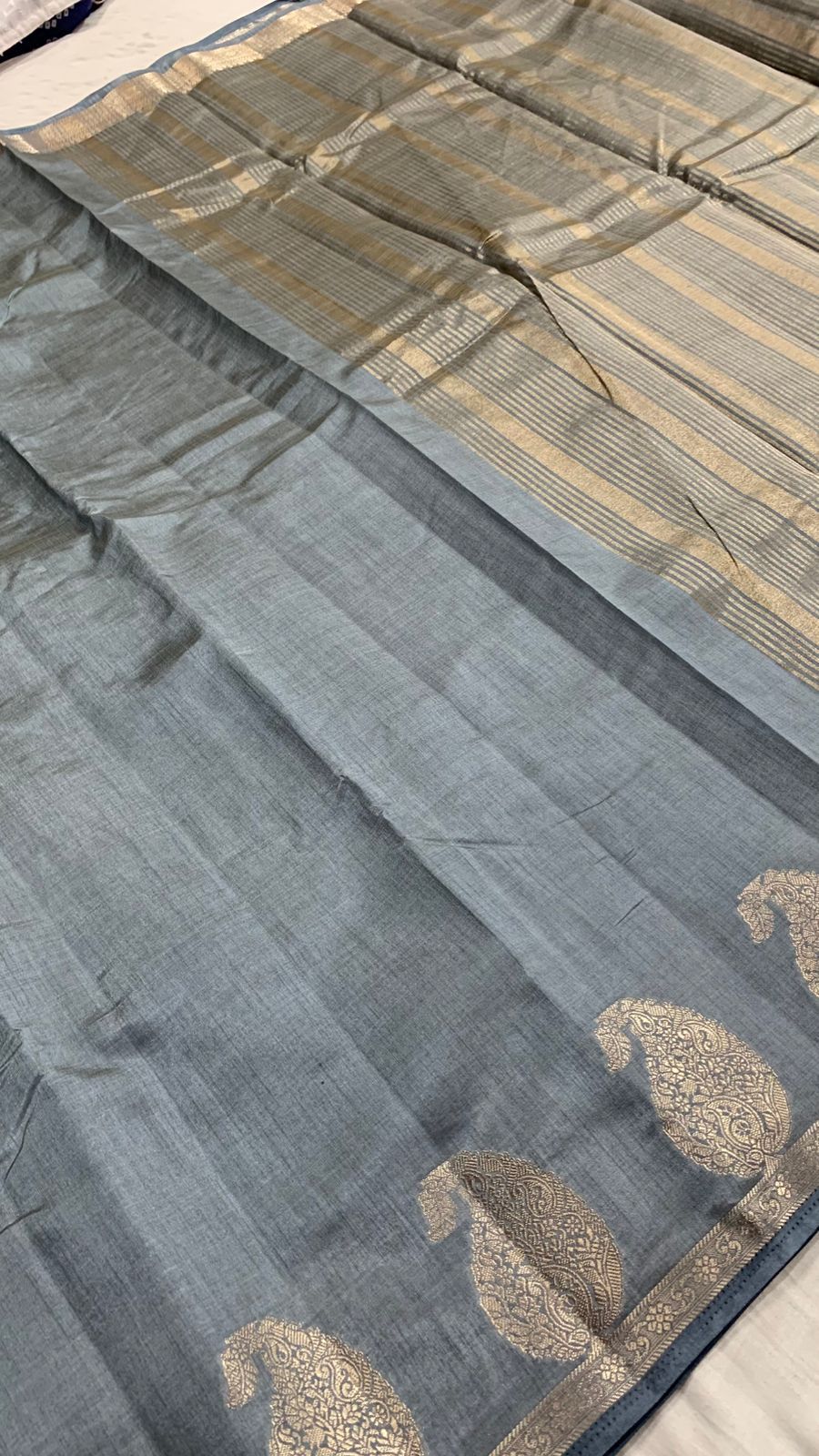Premium Quality Raw Silk Saree in Mango Motif