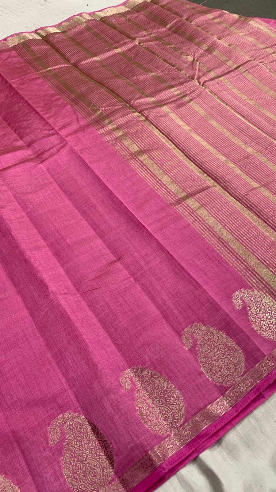 Premium Quality Raw Silk Saree in Mango Motif