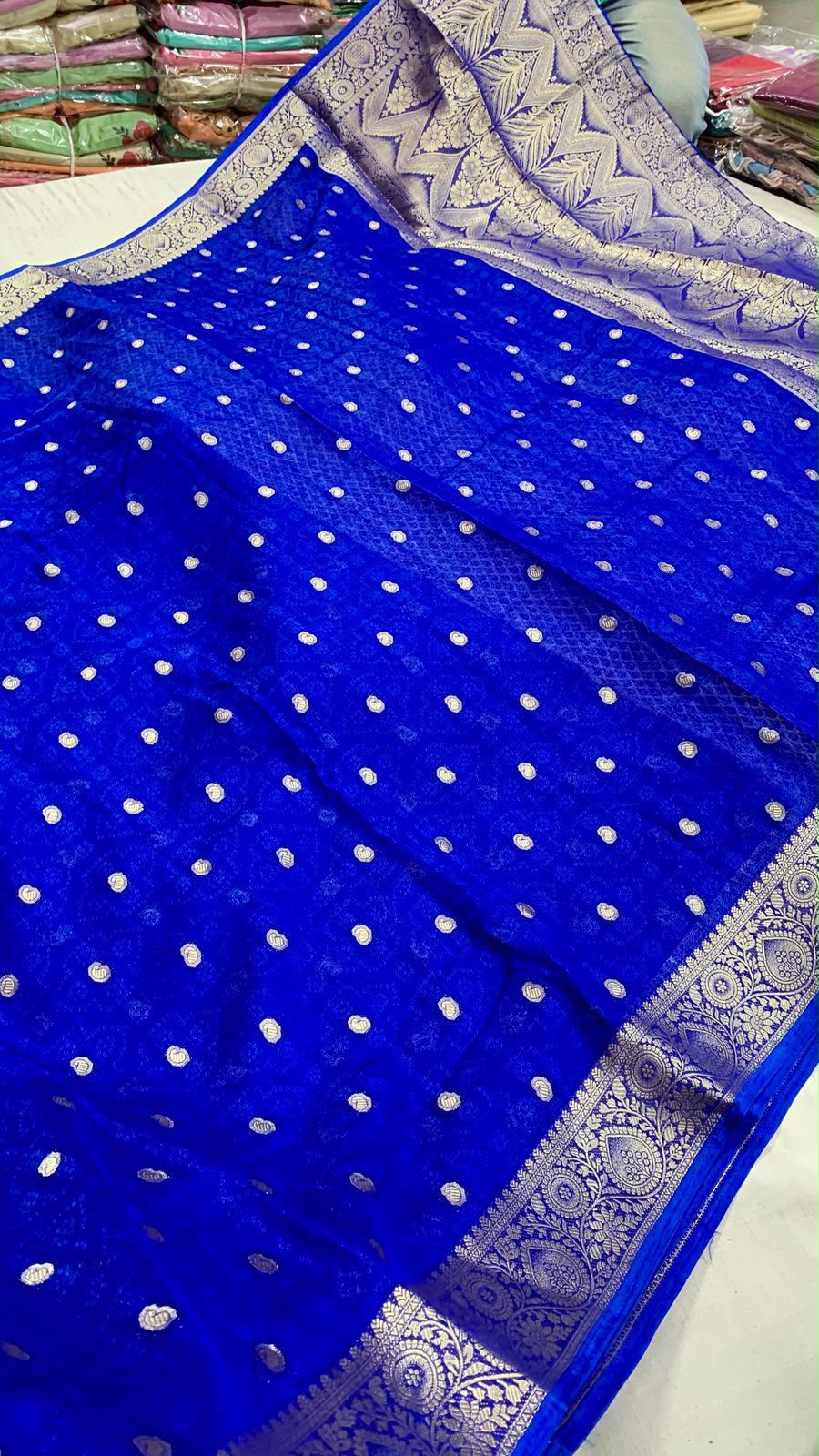 Banarasi Viscose Saree with Full Butti Weaving
