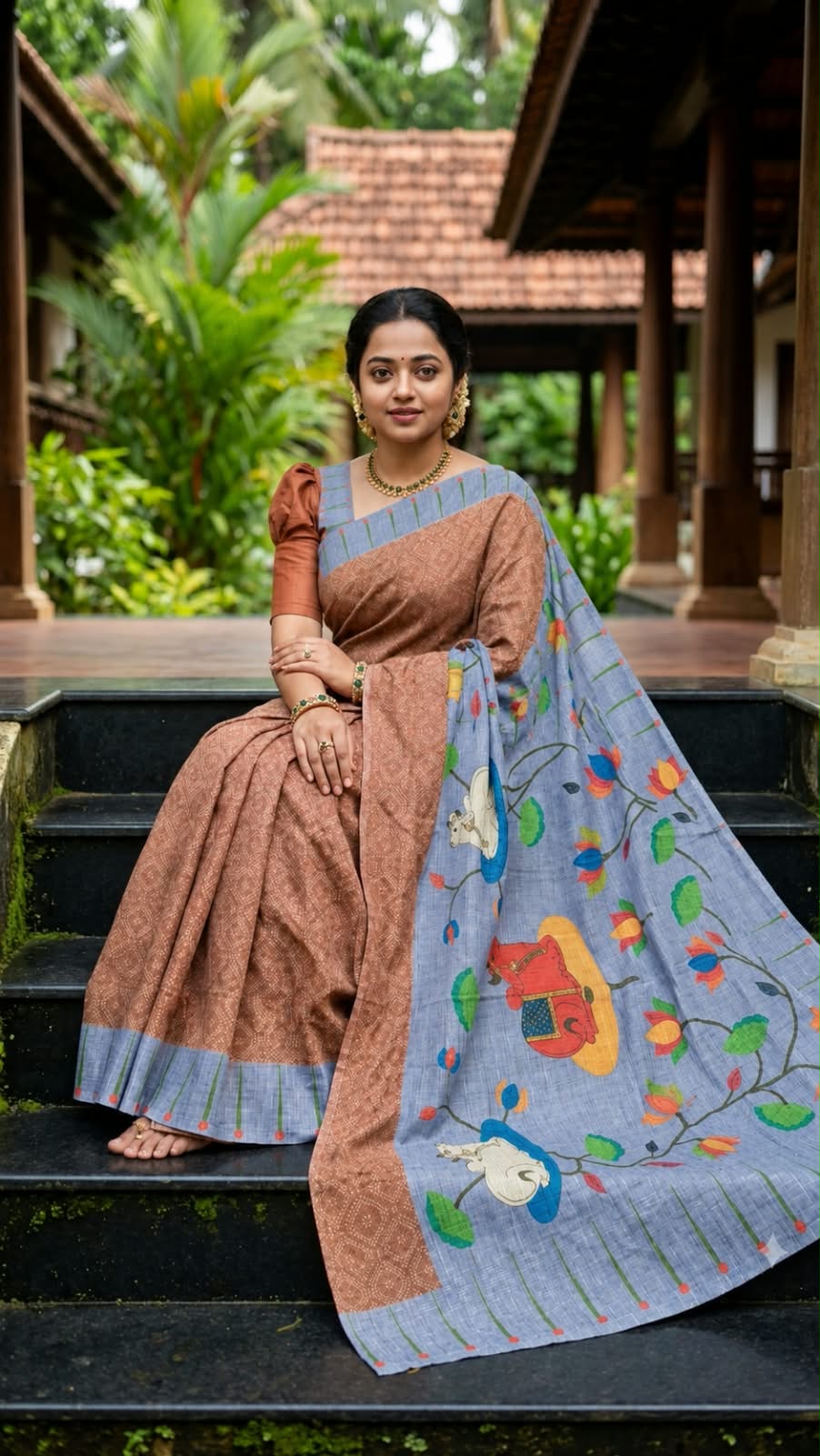 Matka Ghicha Bandhani Ikkat Saree