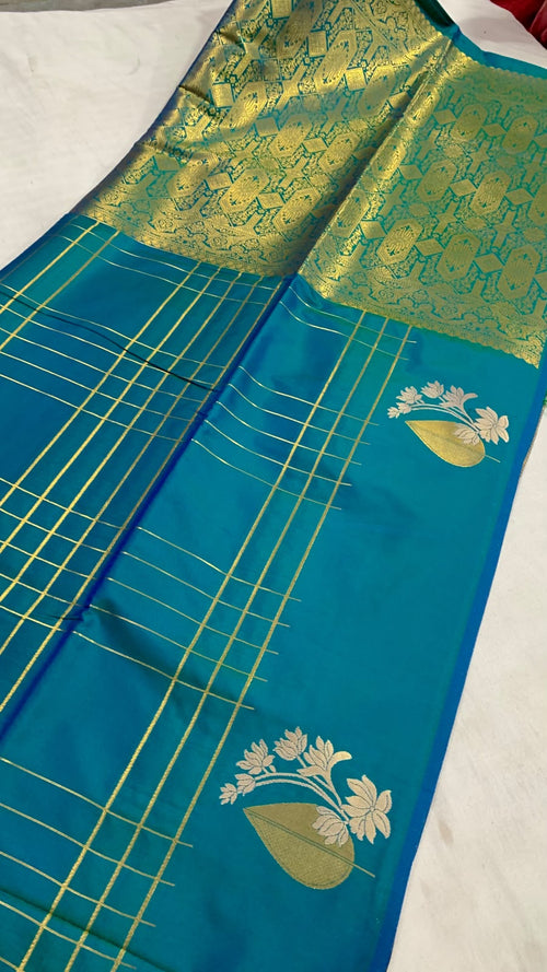 Dual Shade Gold Zari Silk Saree