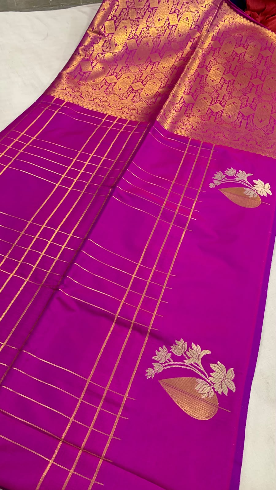 Dual Shade Gold Zari Silk Saree