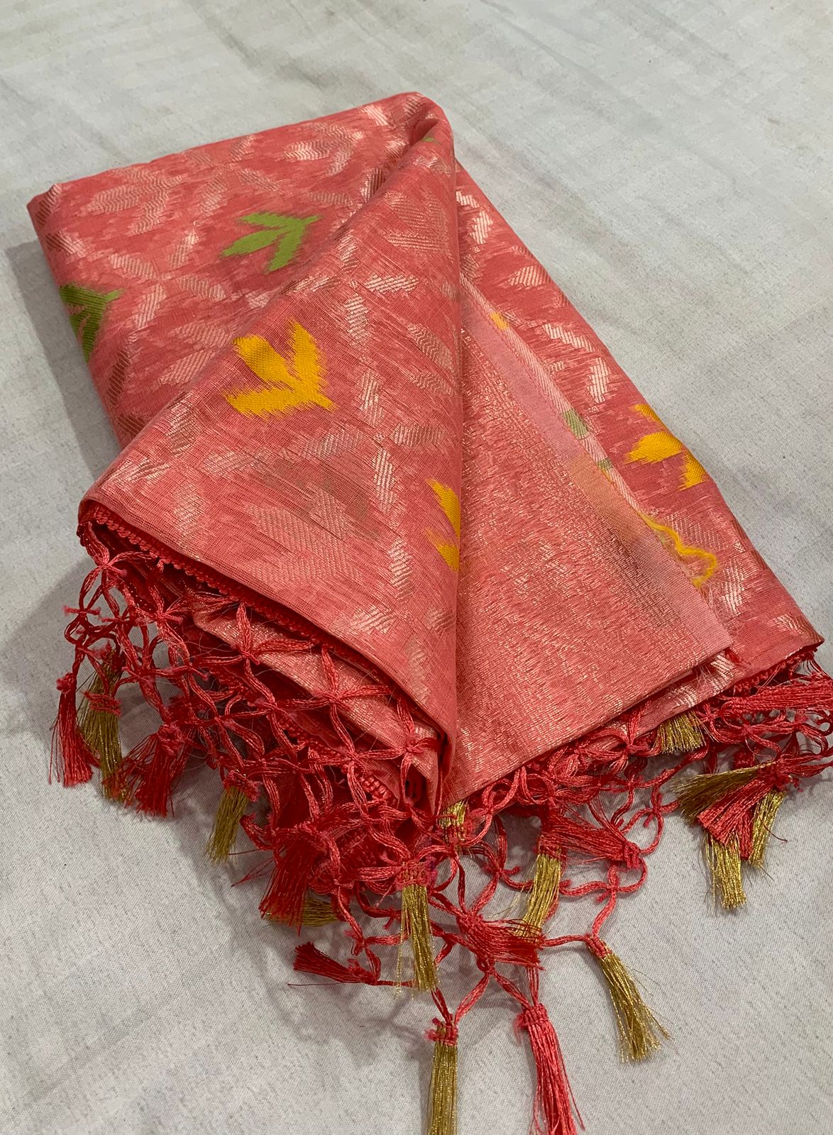 Benarasi Linen Floral Thread Saree